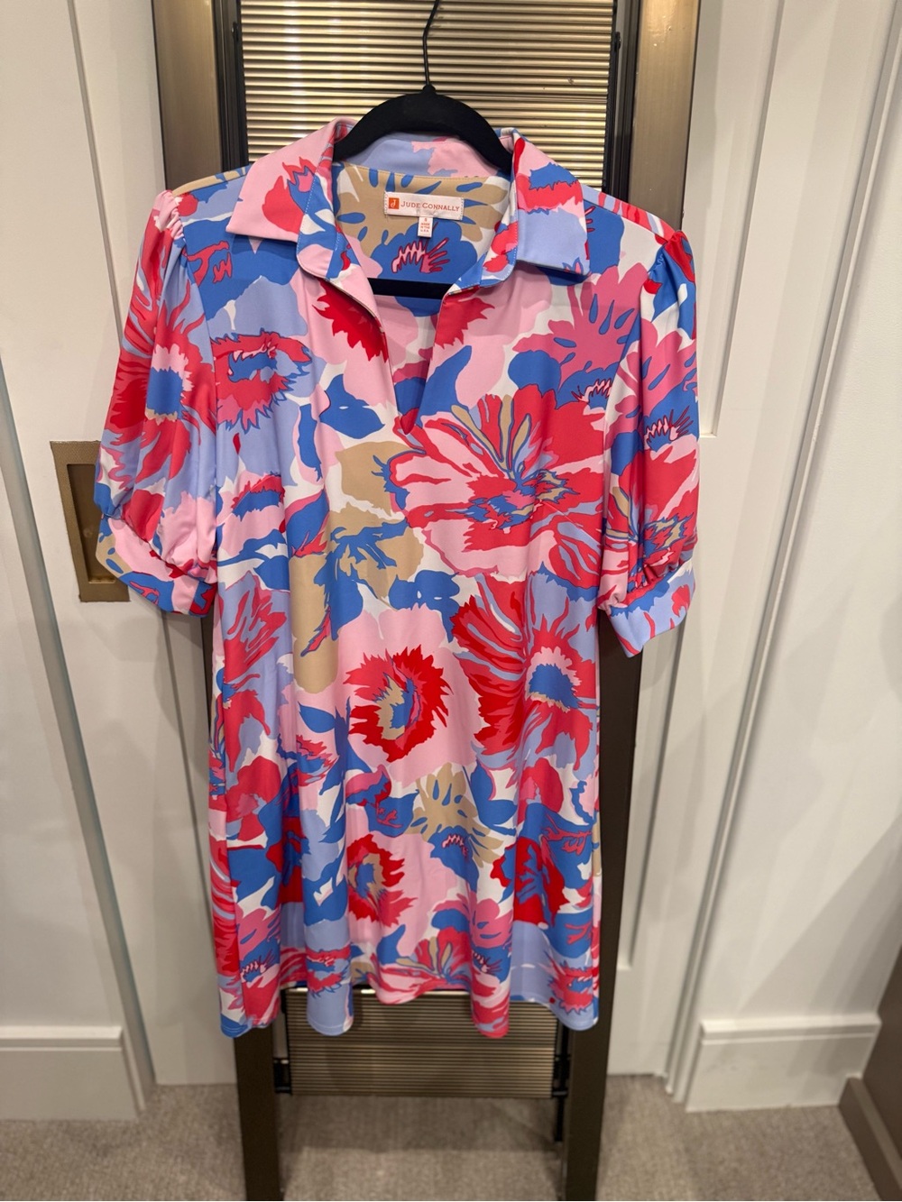 Jude Connally Multicolor Floral Collared Shift Dress